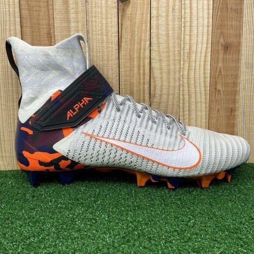 NEW Nike AV5357-100 Alpha Menace Elite 2 Football Cleats White Men's Size 16